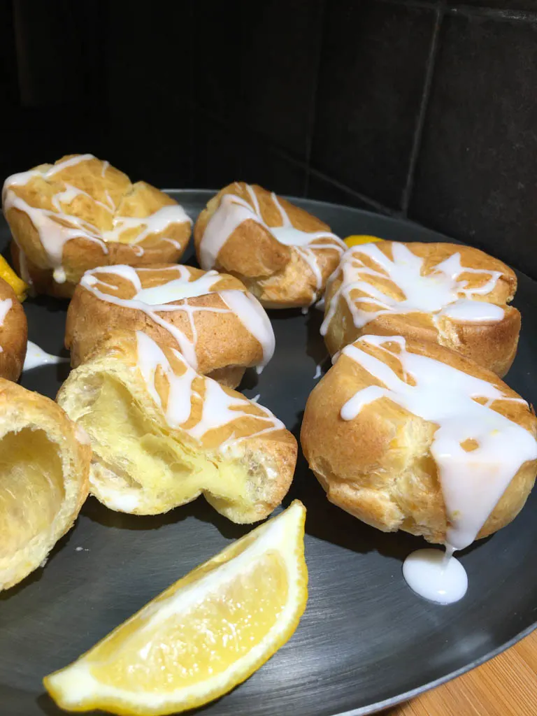 cavacas Portuguese popovers