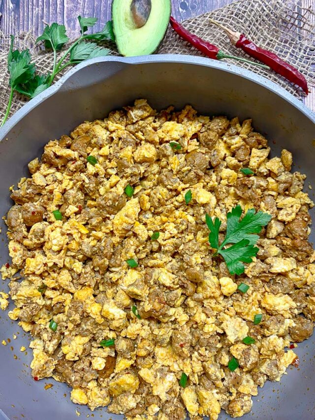 Huevos con Chorizo (Eggs with Chorizo) fed by sab